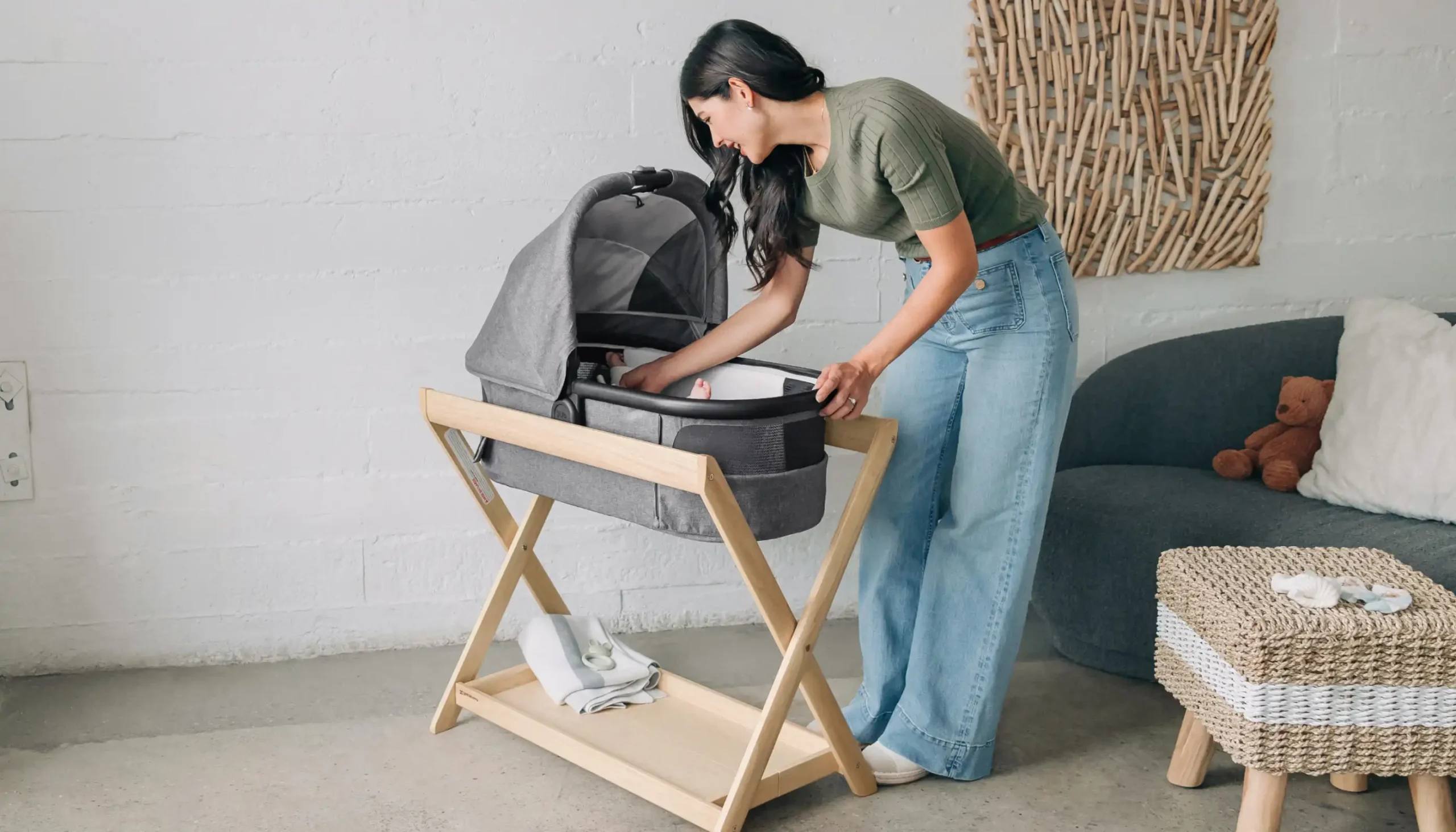 Bassinet Stand